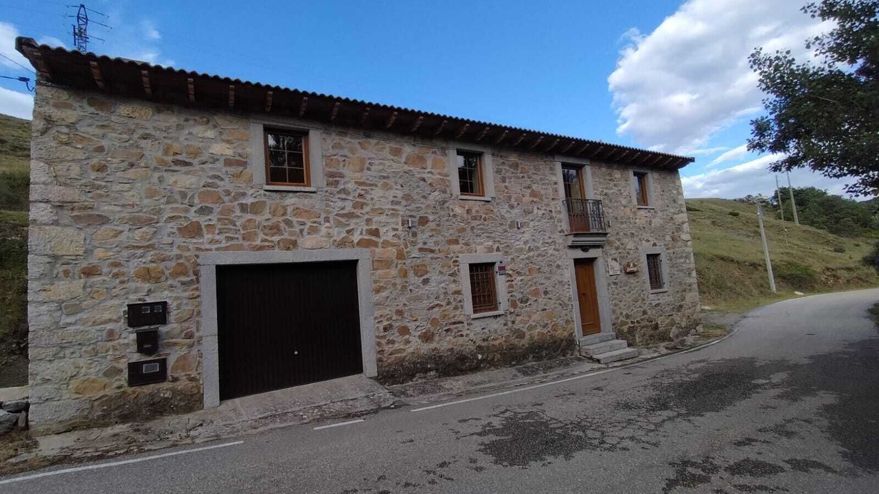 Photo of Outdoor in Cuevas de Vinayo