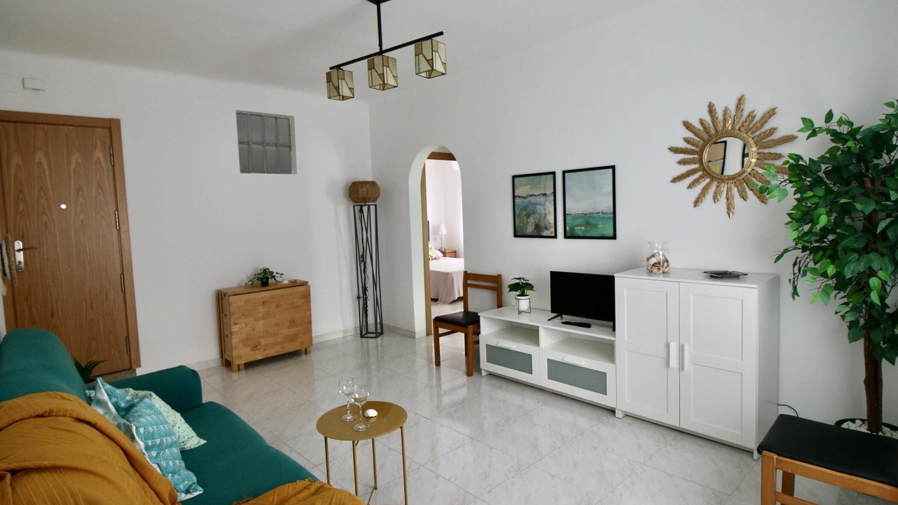 Photo of Livingroom in Roses Town Center