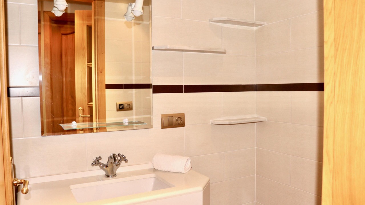Photo of Bathroom in Pals