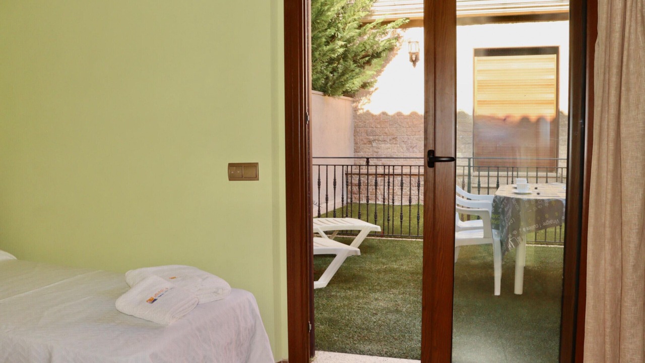 Photo of Bedroom in Pals
