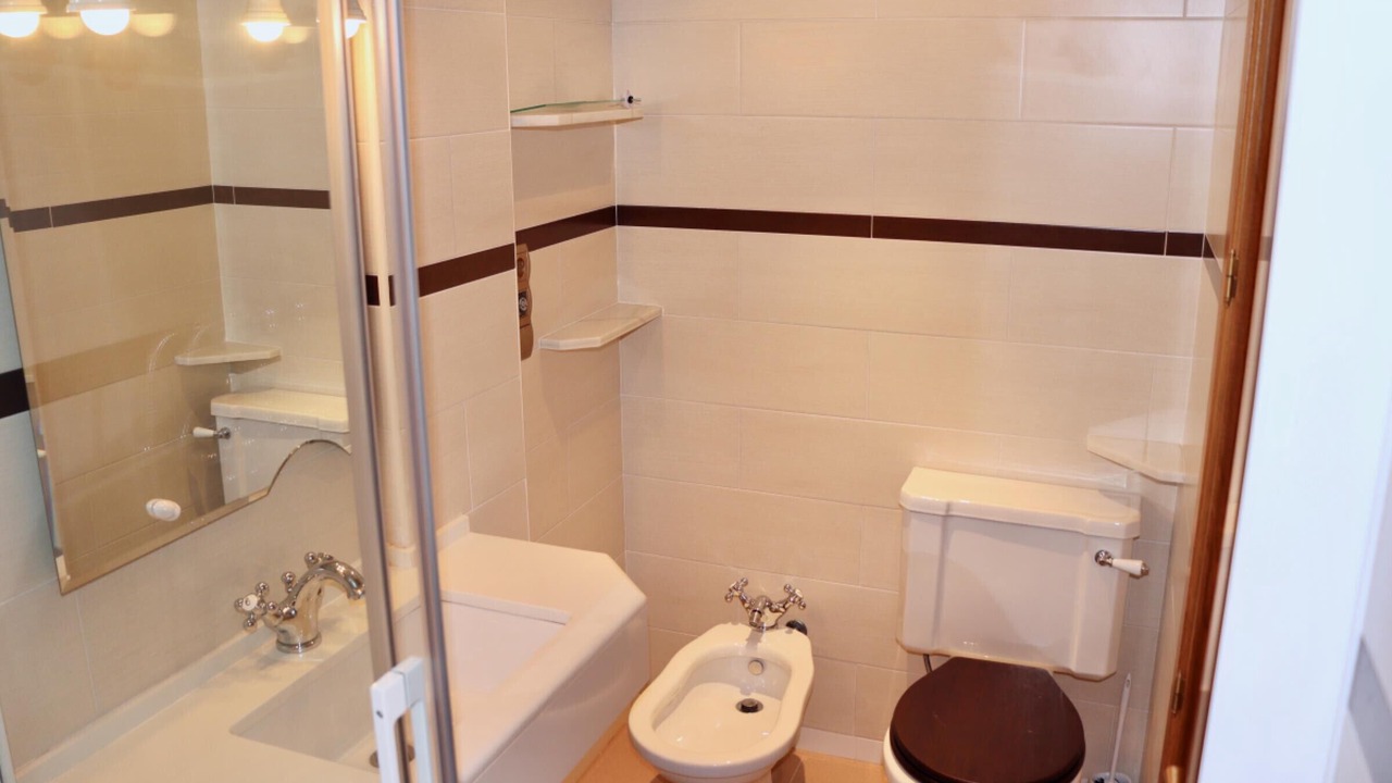 Photo of Bathroom in Pals
