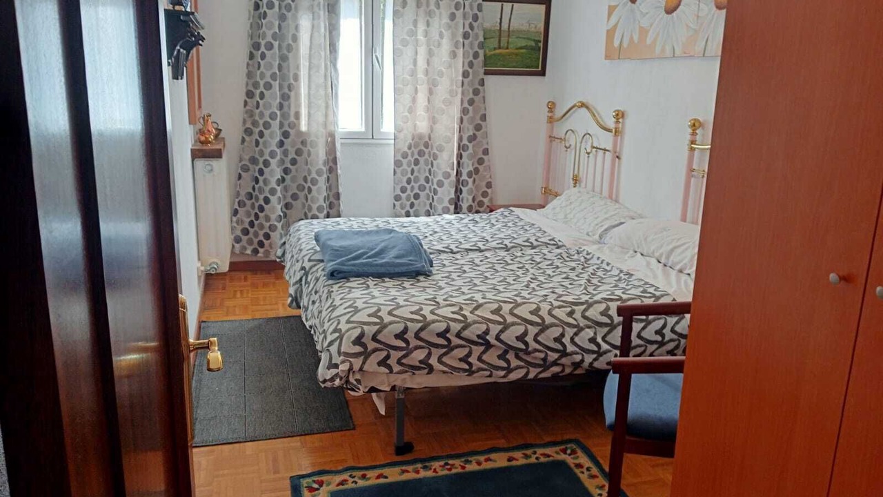 Photo of Bedroom in La Pola de Gordon