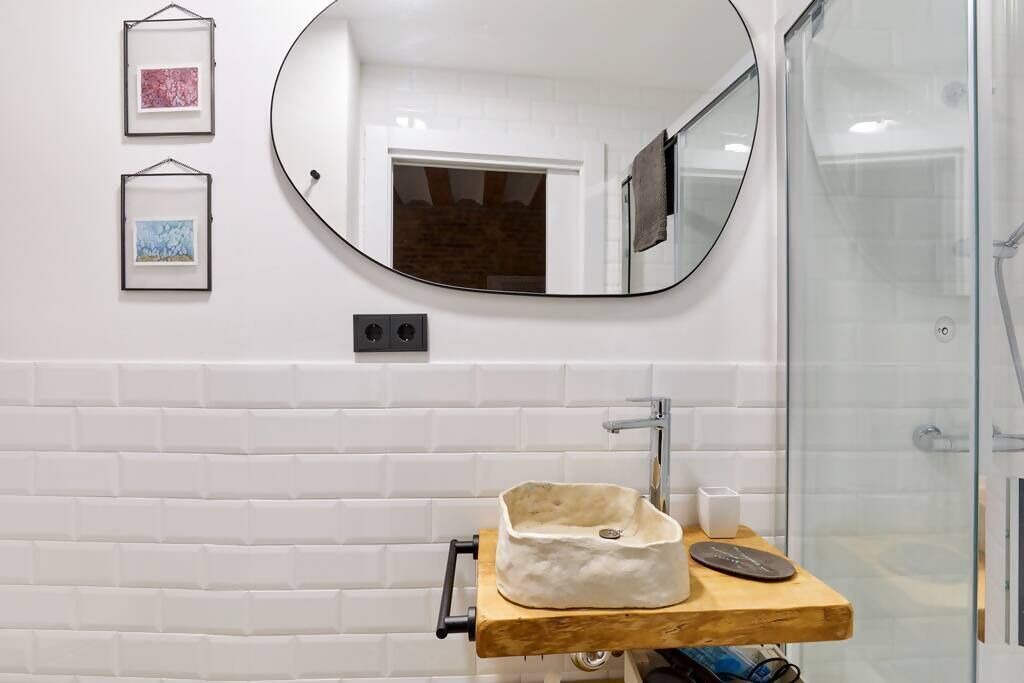 Photo of Bathroom in Pamplona City Centre