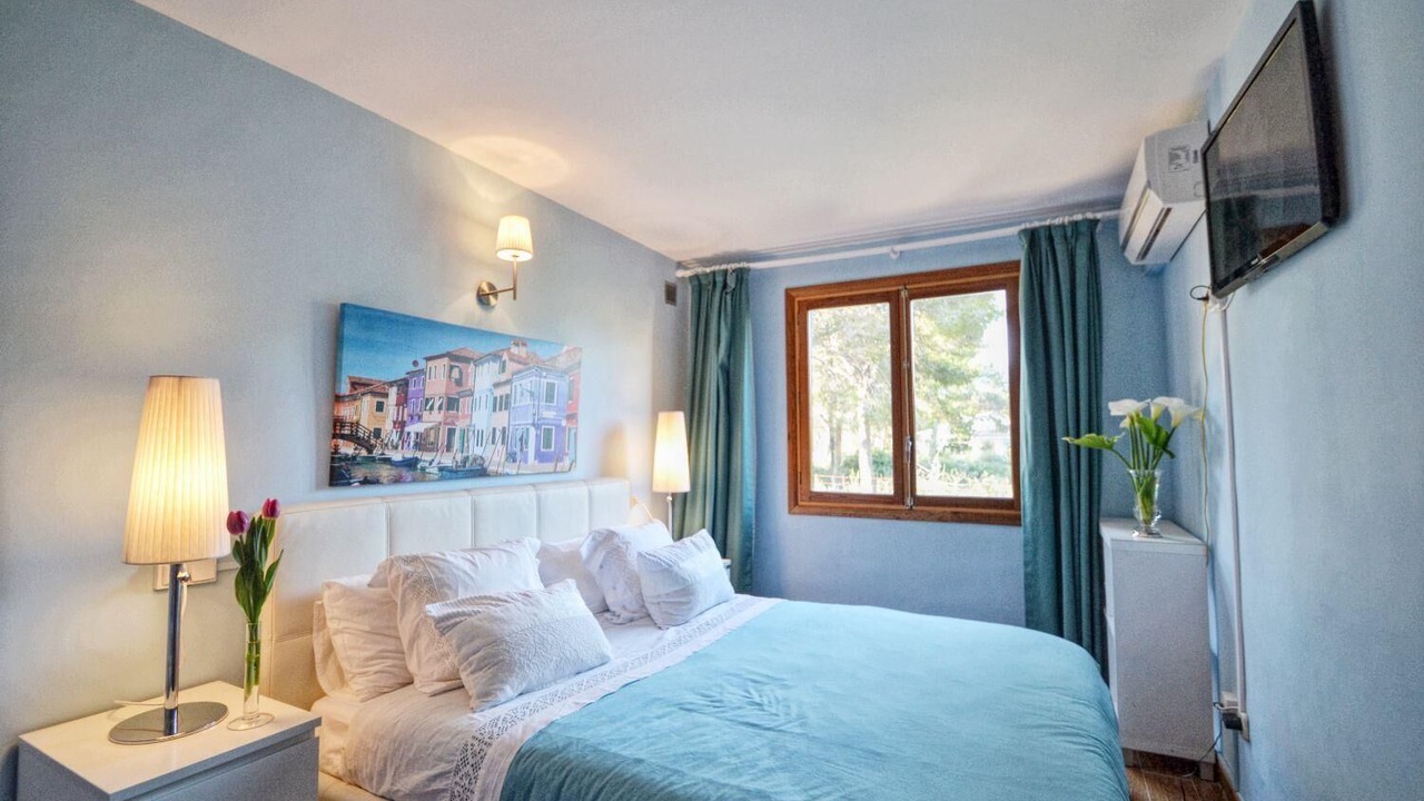 Photo of Bedroom in El Toro