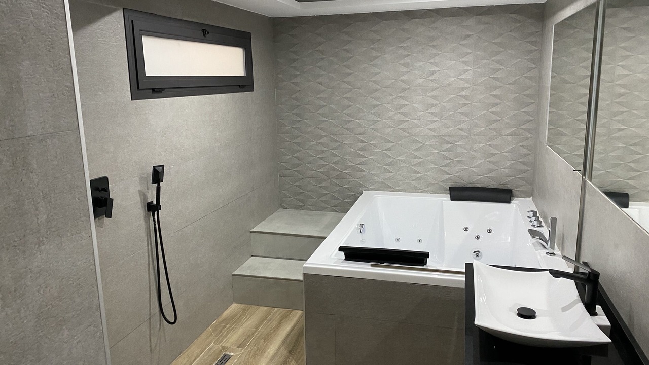 Photo of Bathroom in Linares