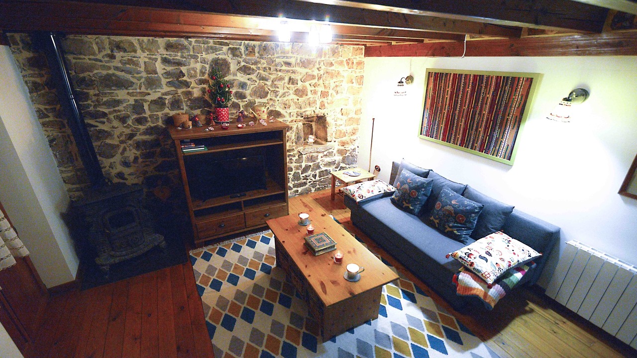 Photo of Livingroom in Tudes