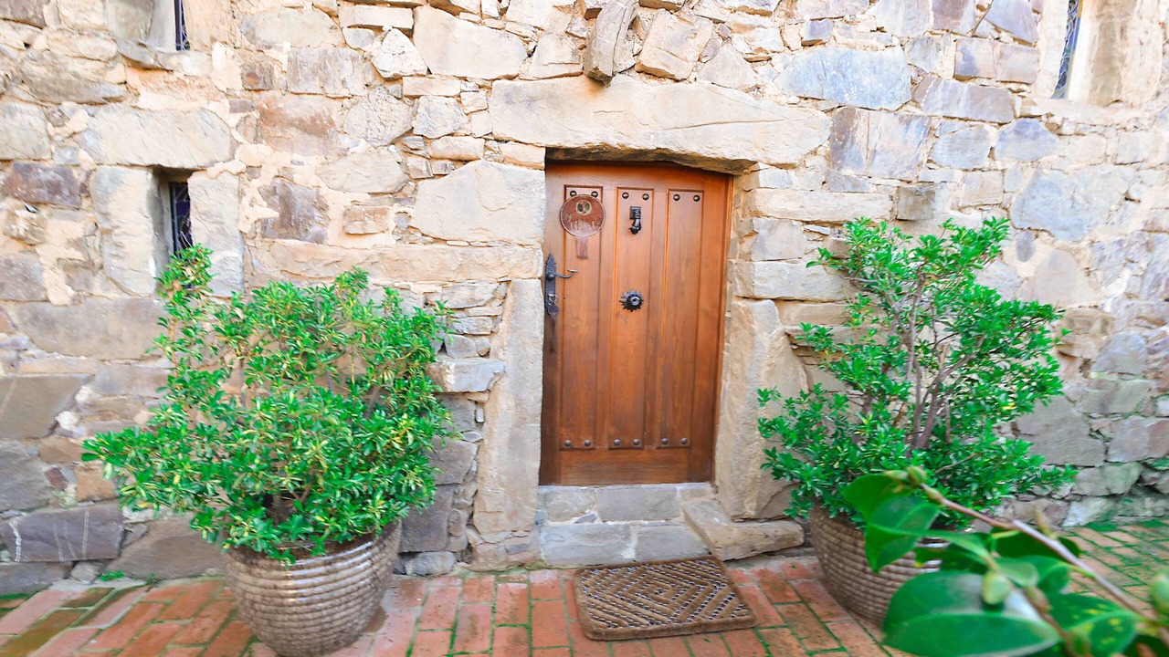Photo of Outdoor in Tudes