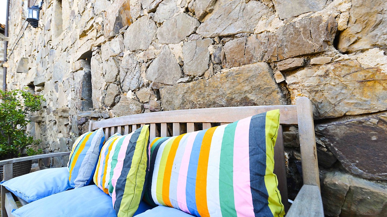 Photo of Outdoor in Tudes