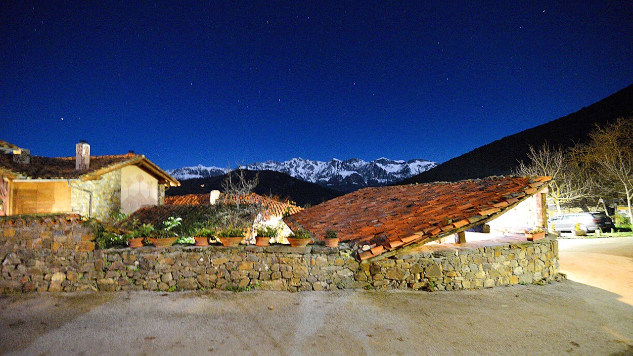 Photo of Outdoor in Tudes