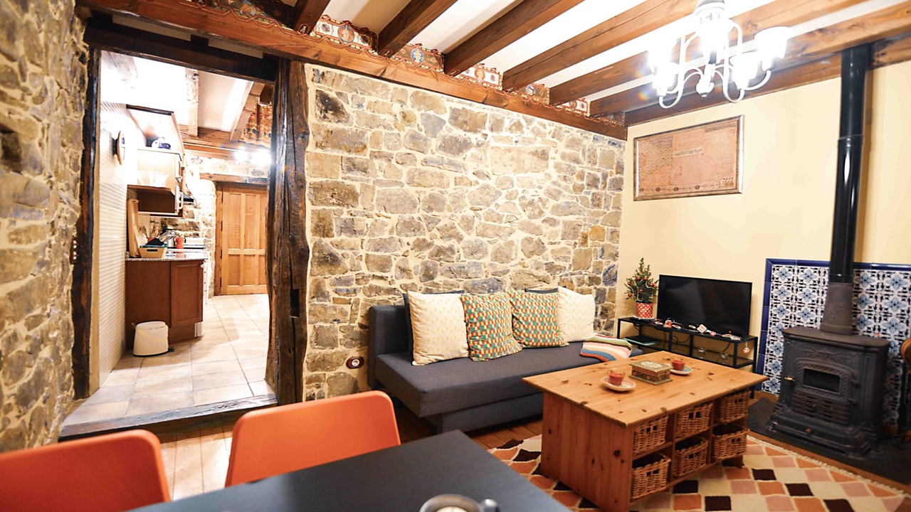 Photo of Livingroom in Tudes