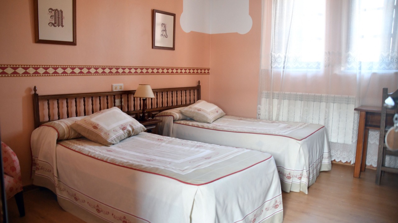 Photo of Bedroom in Luyego