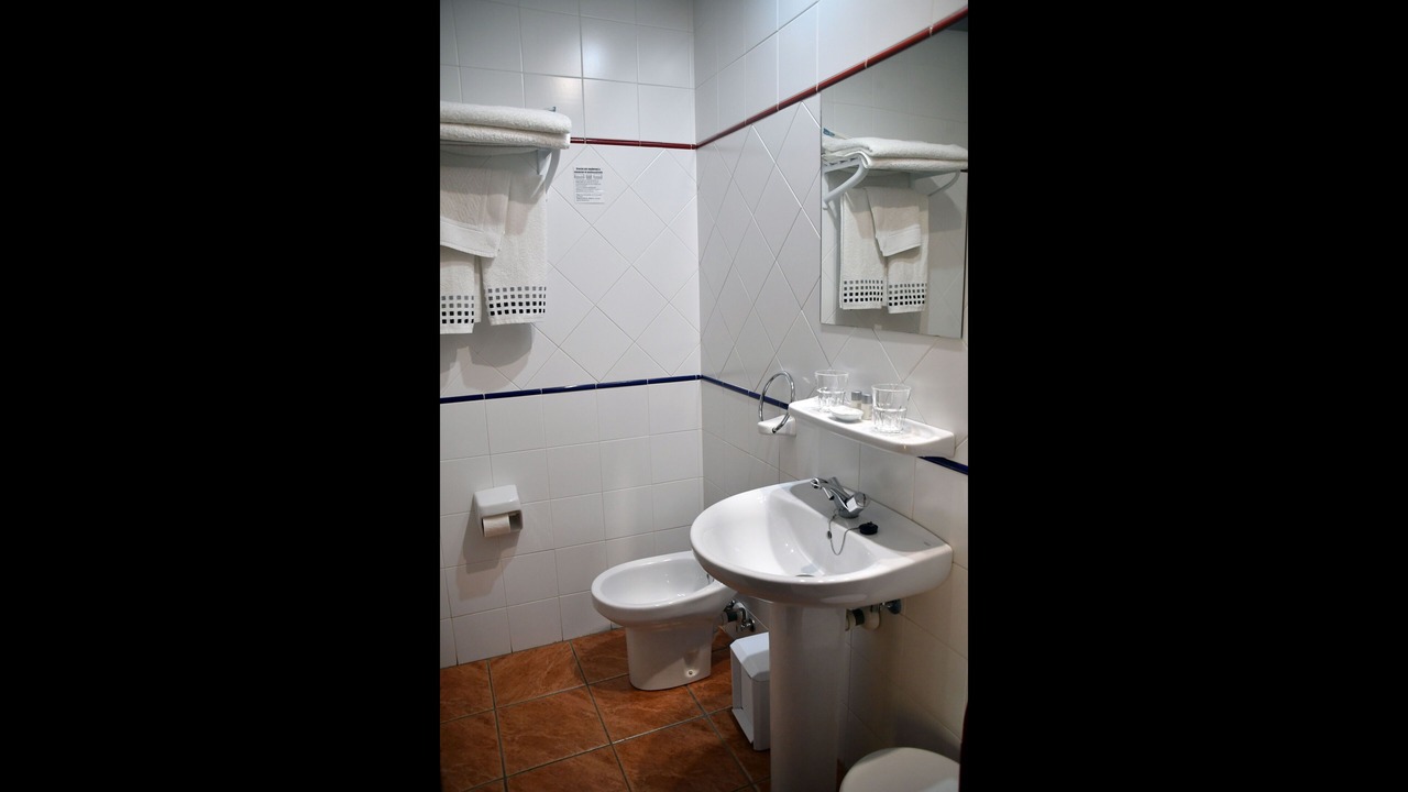 Photo of Bathroom in Luyego