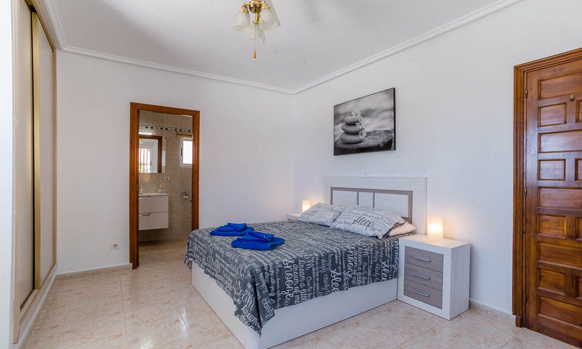 Photo of Bedroom in Quesada