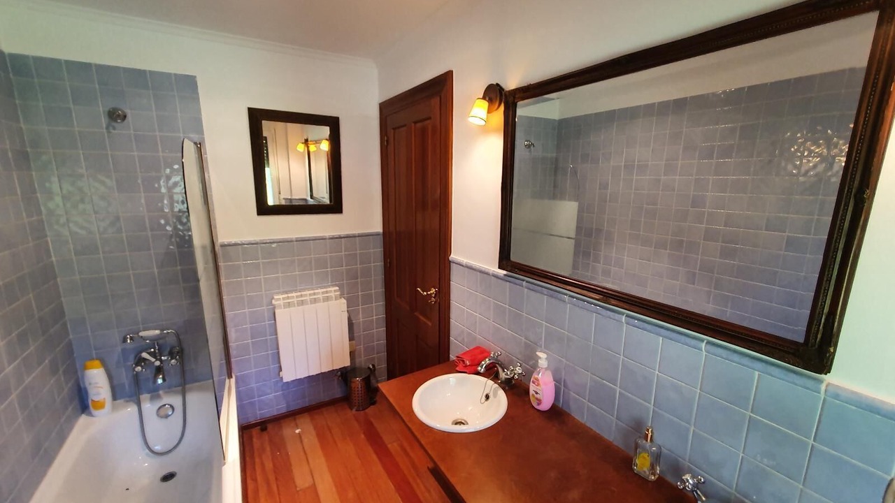 Photo of Bathroom in Villaviciosa