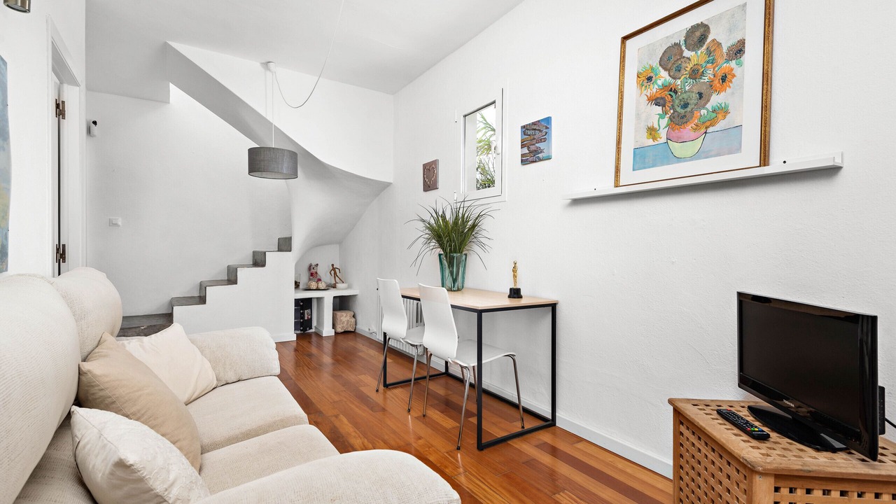 Photo of Livingroom in Santa Ana