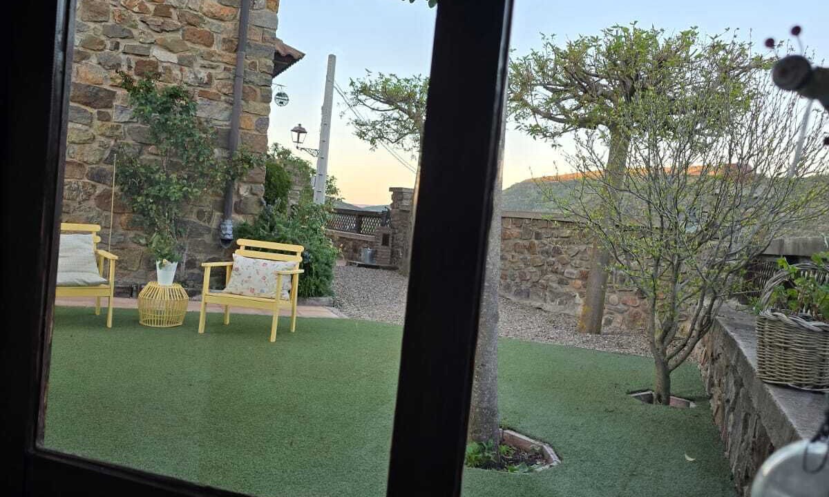 Photo of Patio Balcony in Laguna de Cameros