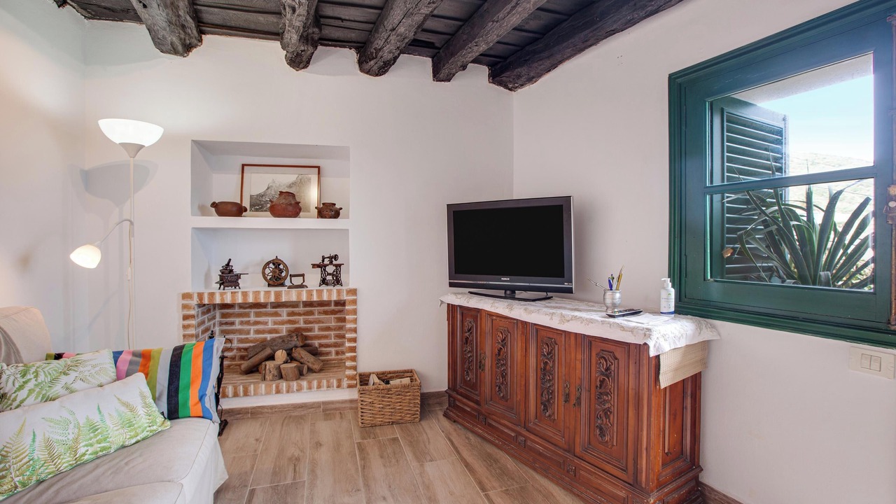Photo of Livingroom in Taganana