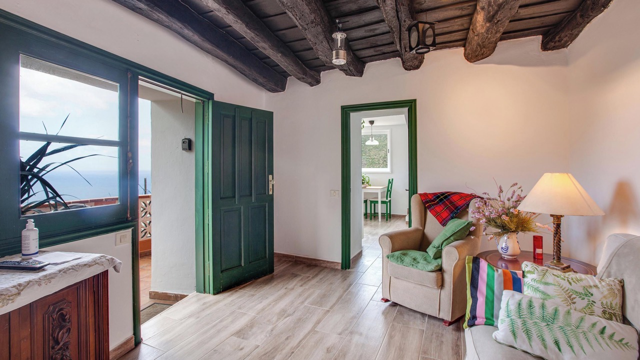 Photo of Livingroom in Taganana