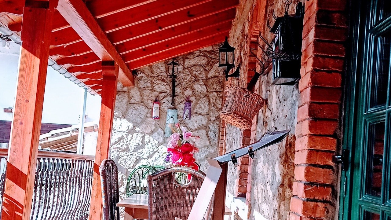 Photo of Patio Balcony in La Pola de Gordon