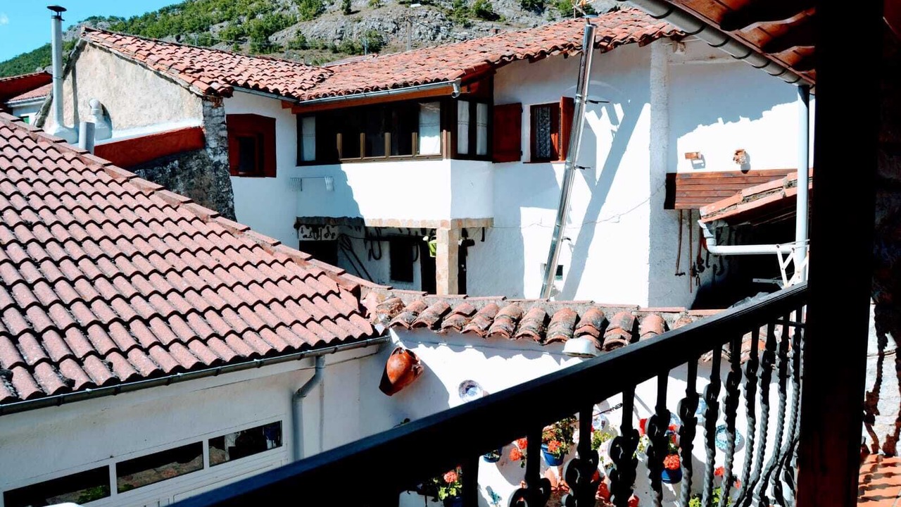 Photo of Outdoor in La Pola de Gordon