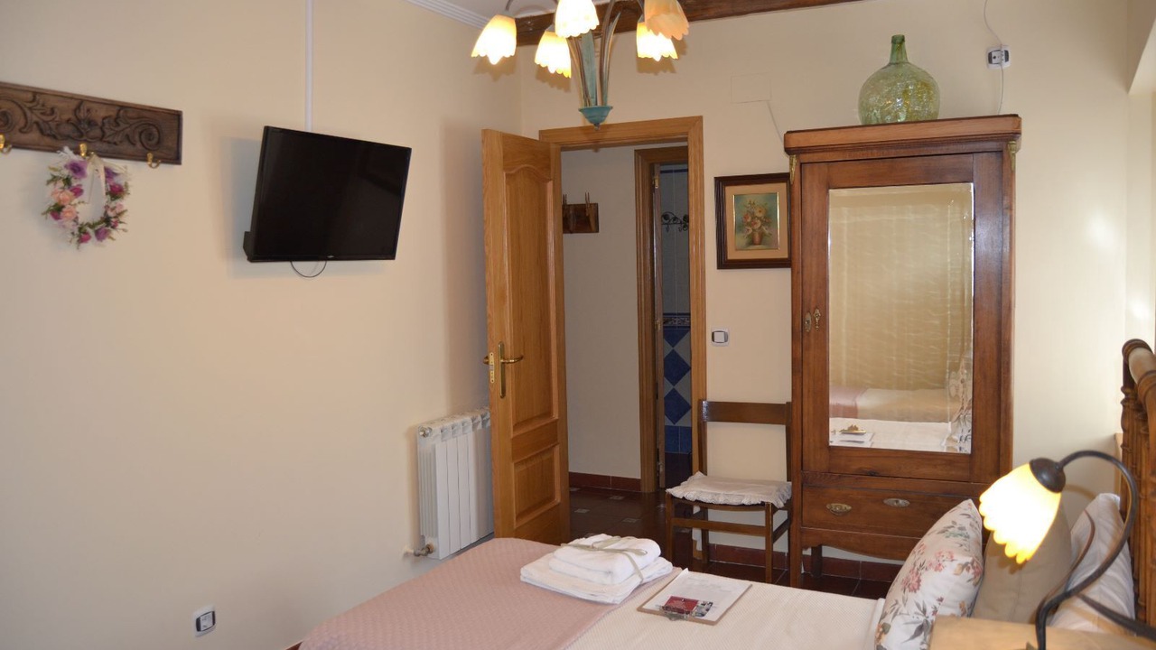 Photo of Bedroom in La Pola de Gordon