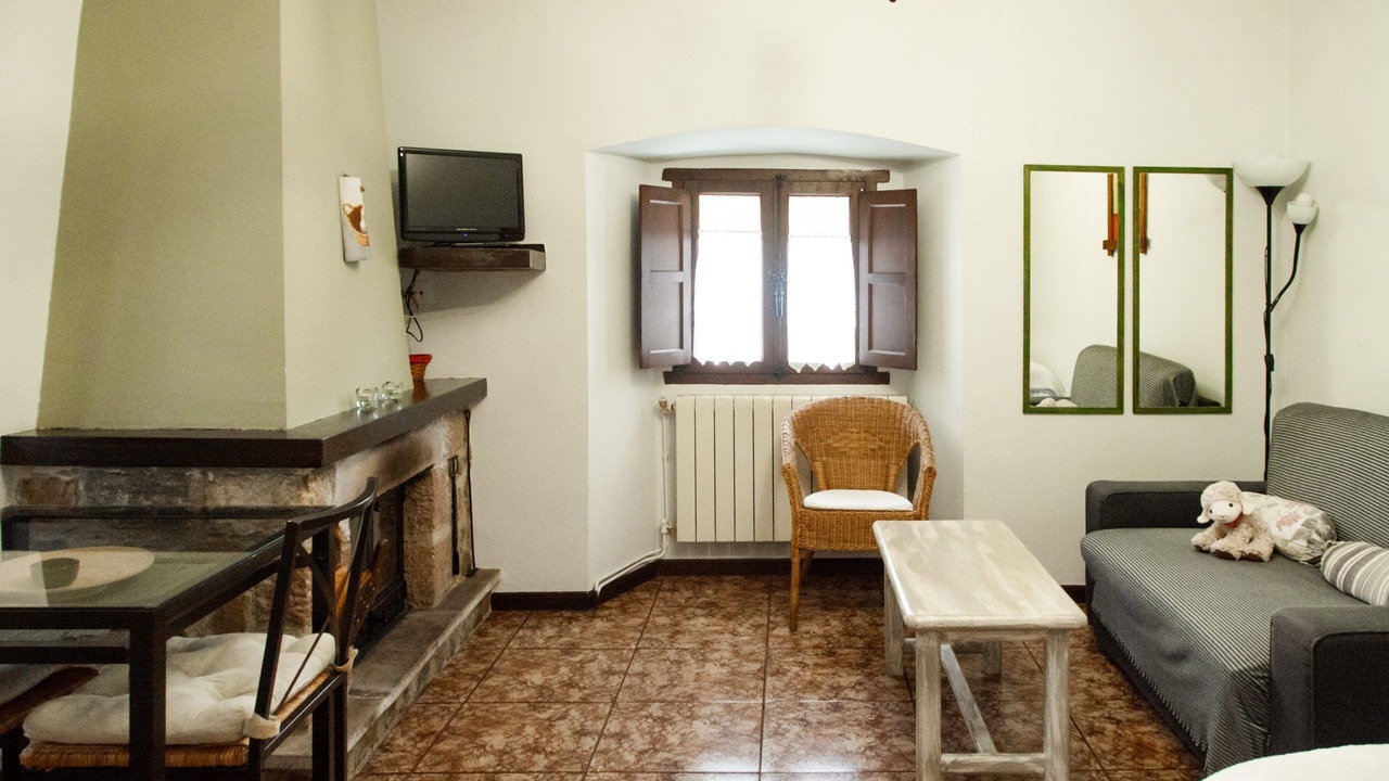Photo of Livingroom in Aliezo