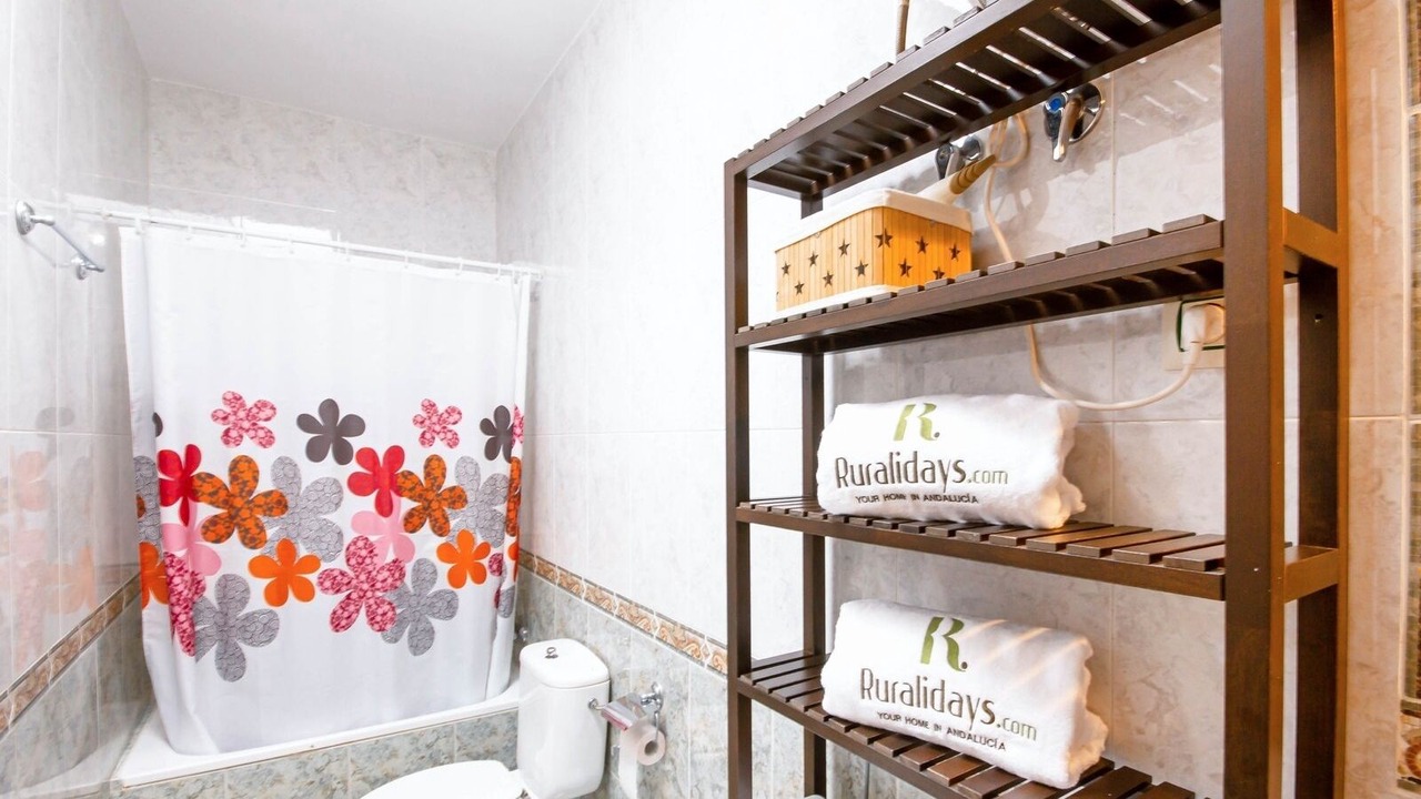 Photo of Bathroom in El Pozo de los Frailes