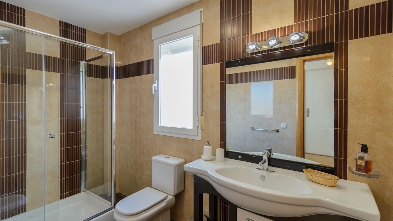 Photo of Bathroom in Torrequebrada