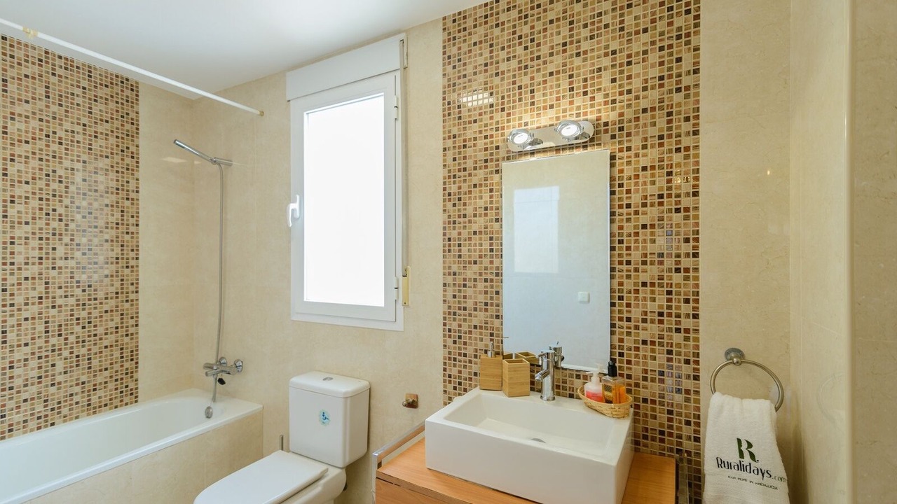 Photo of Bathroom in Torrequebrada