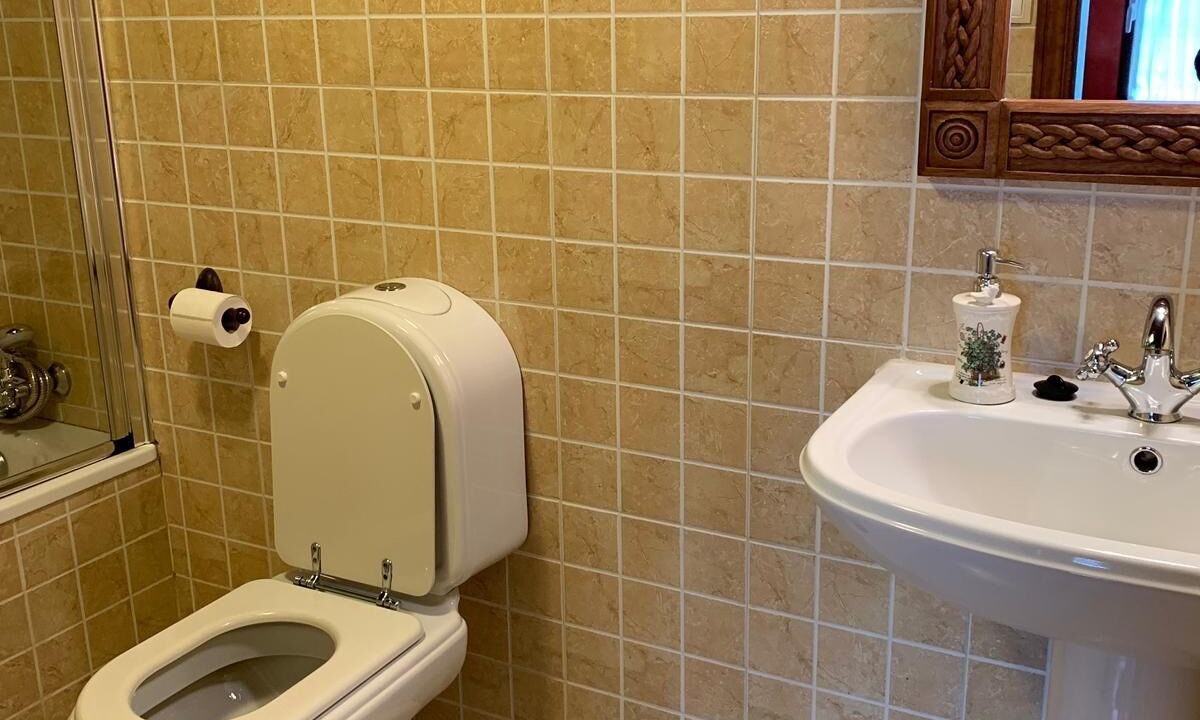 Photo of Bathroom in Frama