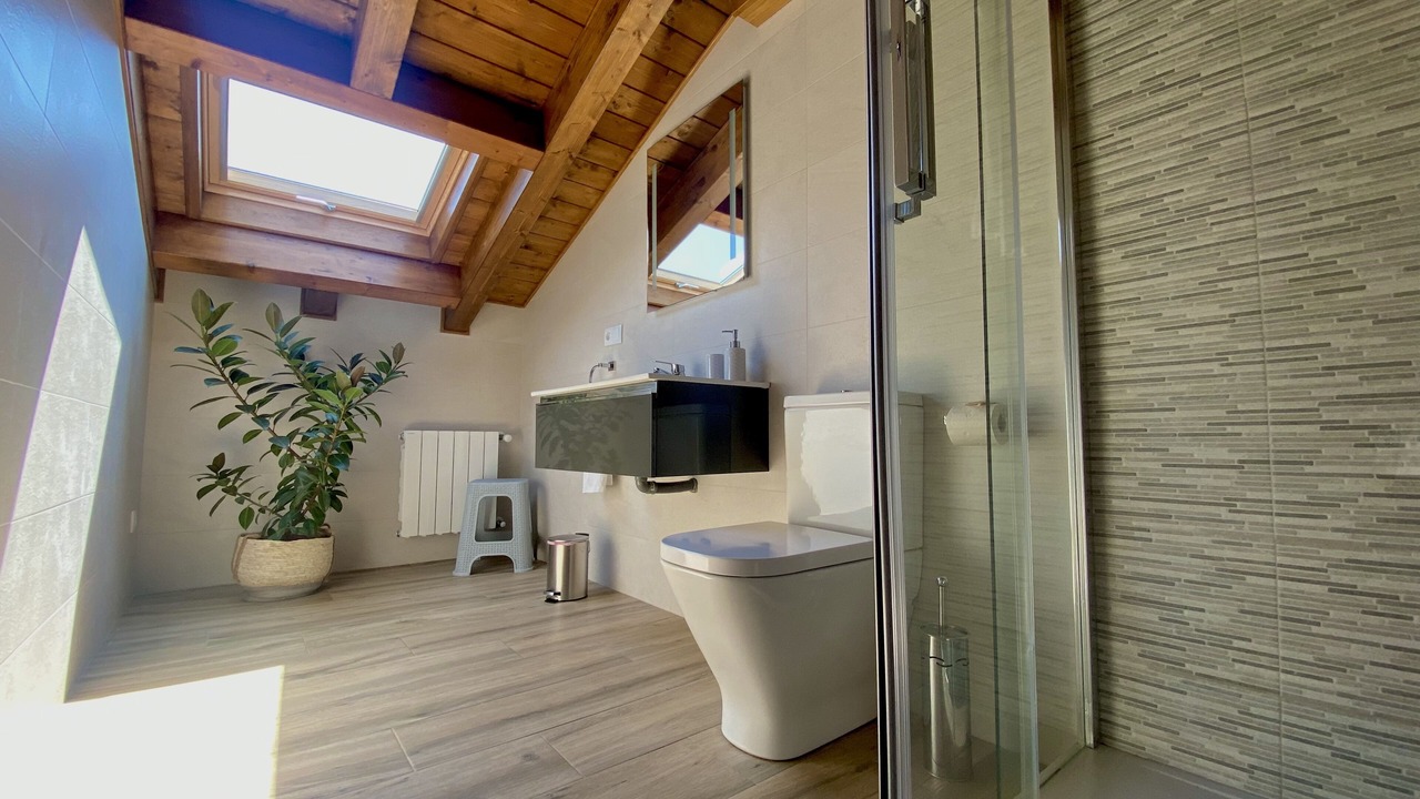 Photo of Bathroom in Mogrovejo