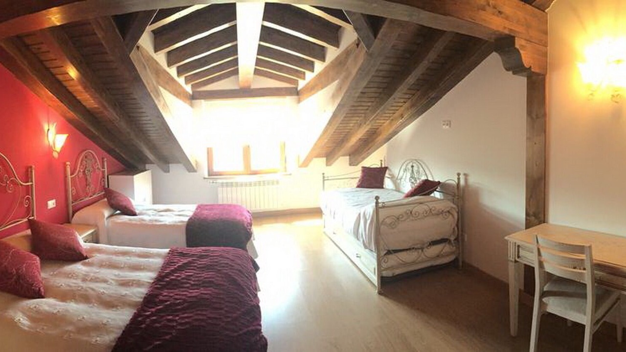 Photo of Bedroom in Campoo de Yuso