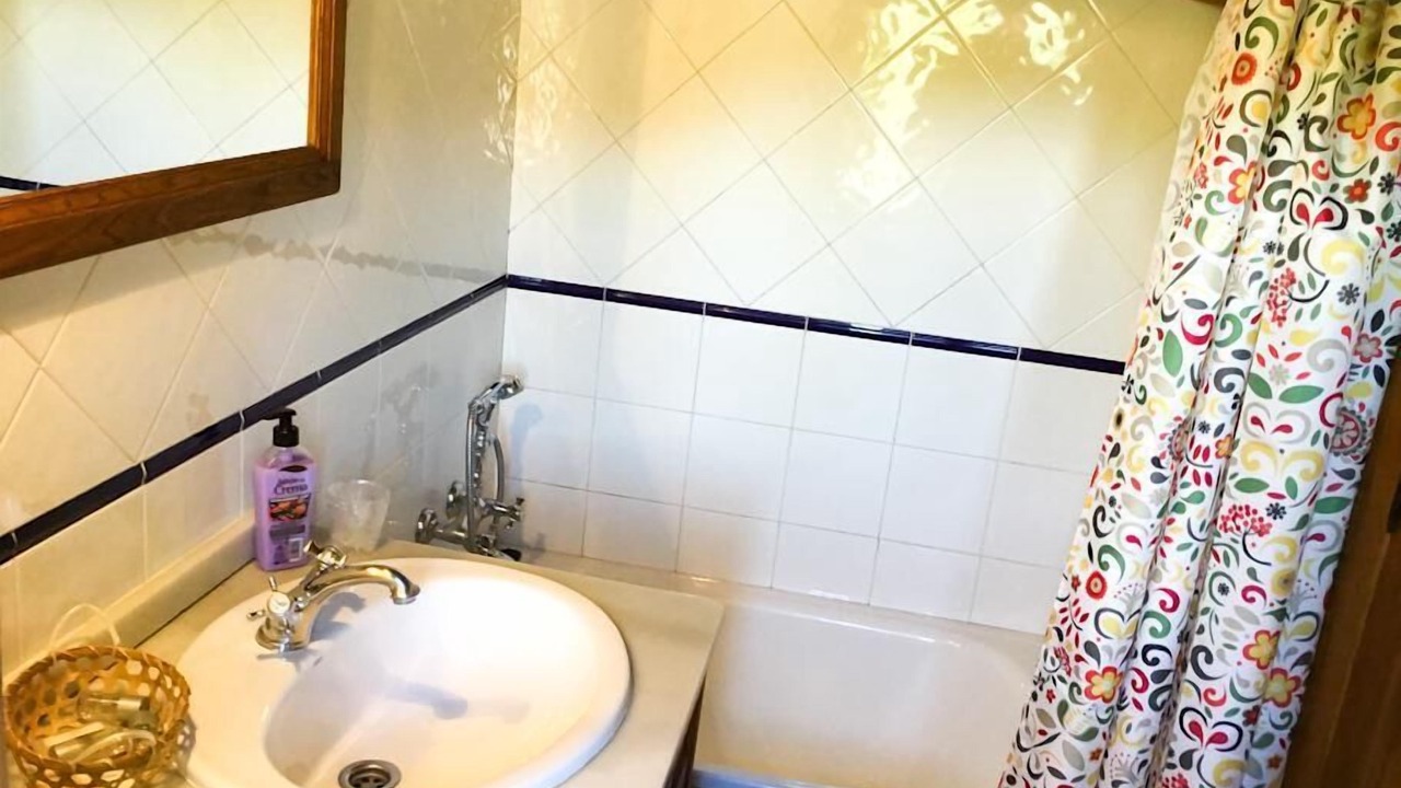 Photo of Bathroom in Arguebanes