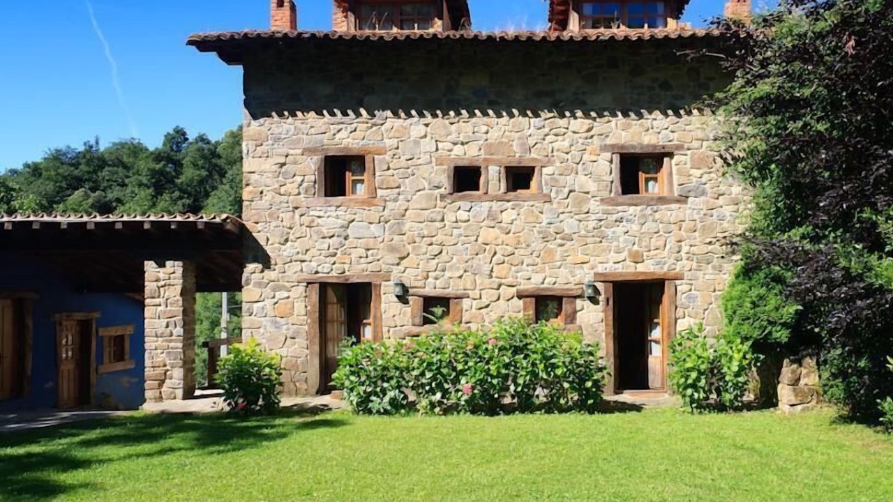 Photo of Outdoor in Arguebanes
