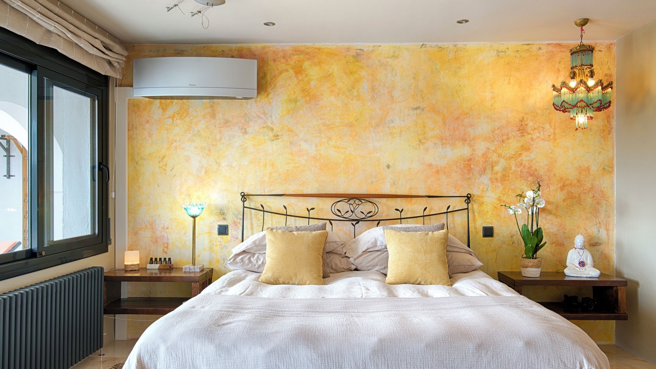 Photo of Bedroom in Roses Town Center