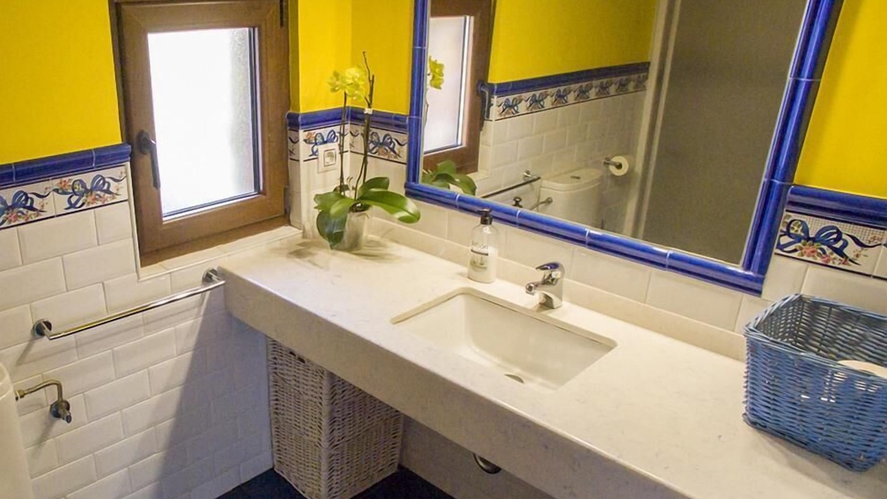 Photo of Bathroom in Lamadrid