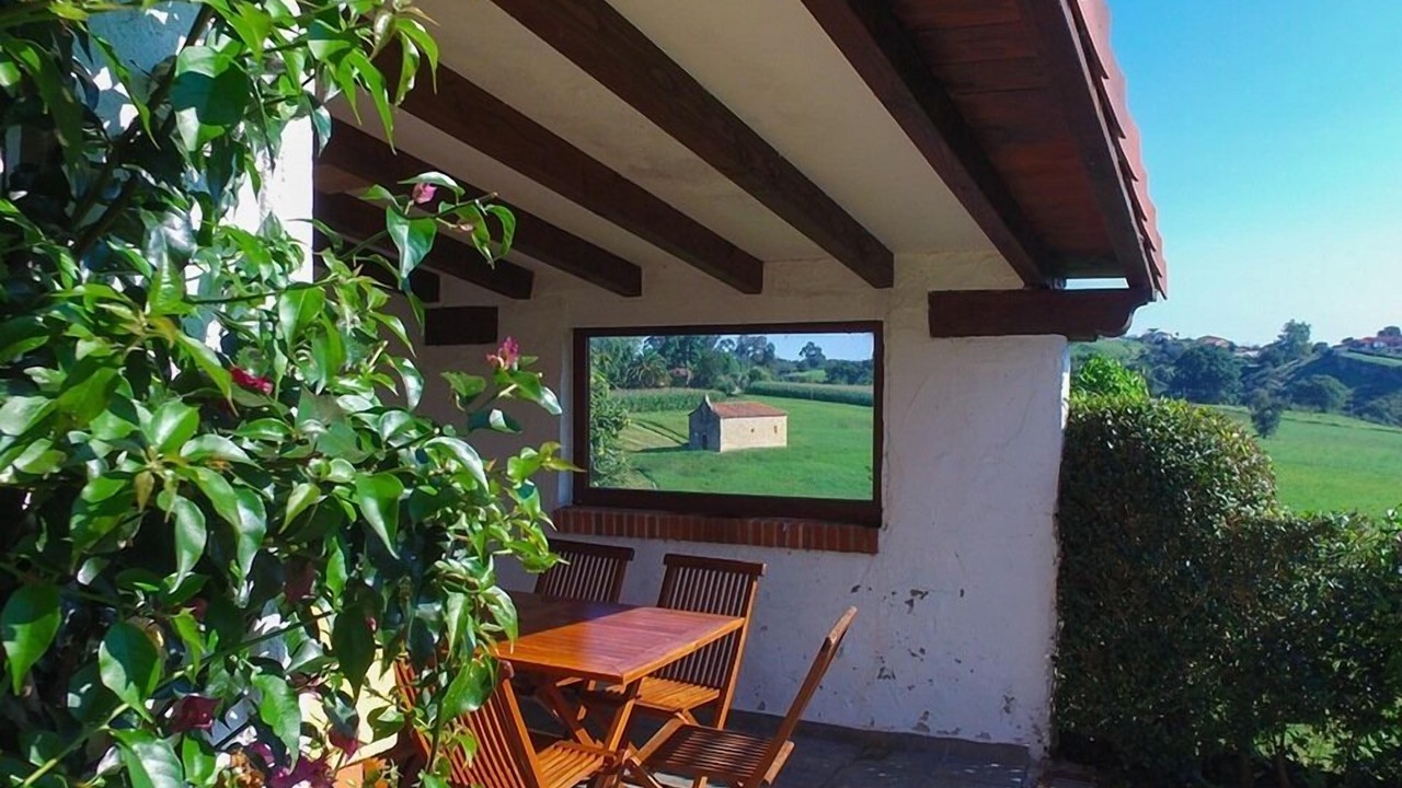 Photo of Outdoor in Lamadrid