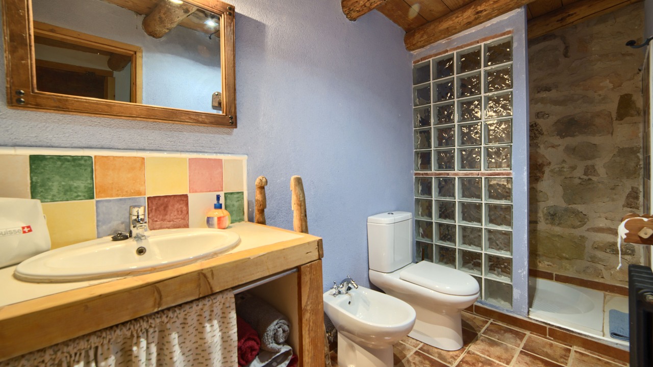 Photo of Bathroom in Ejulve