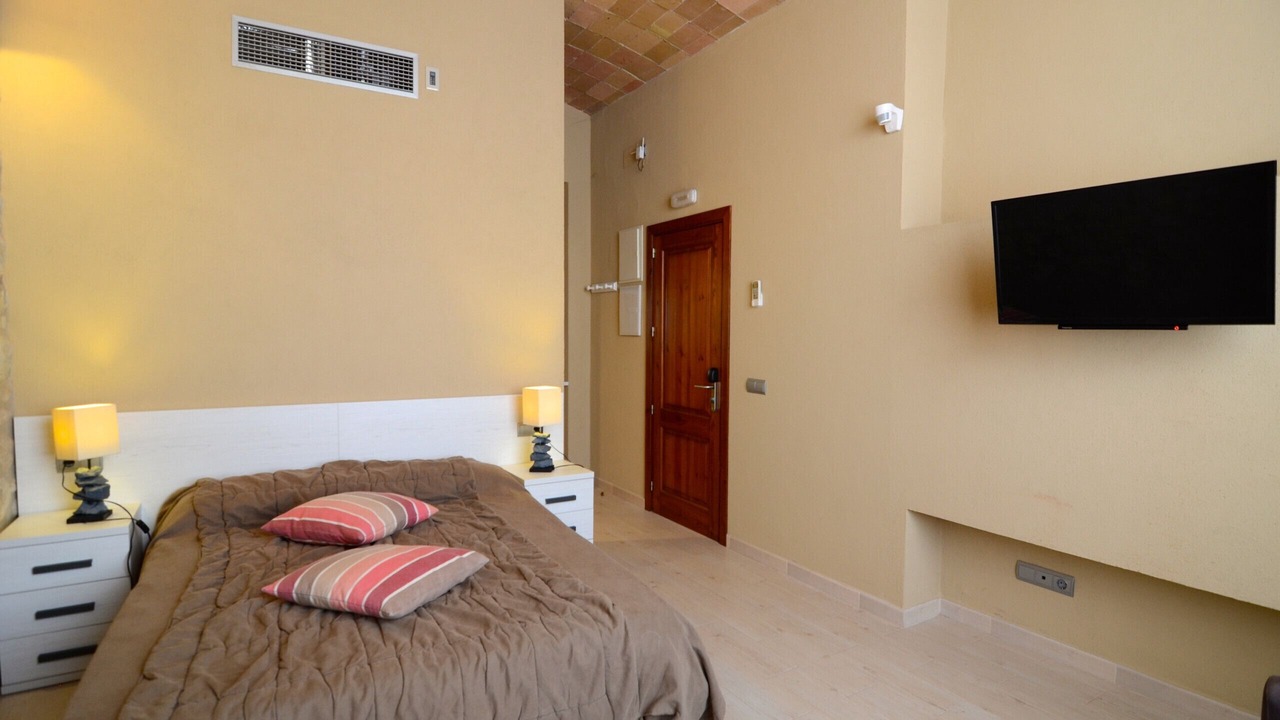 Photo of Bedroom in Pals