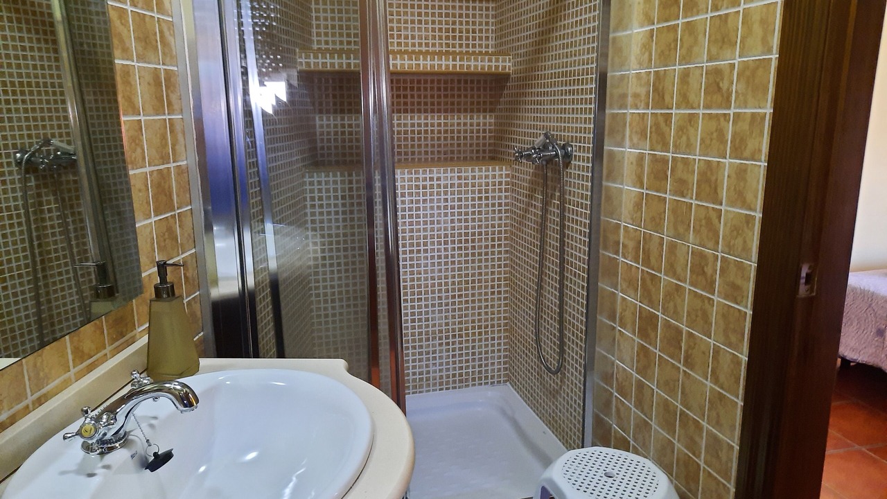 Photo of Bathroom in Aldeanueva del Camino