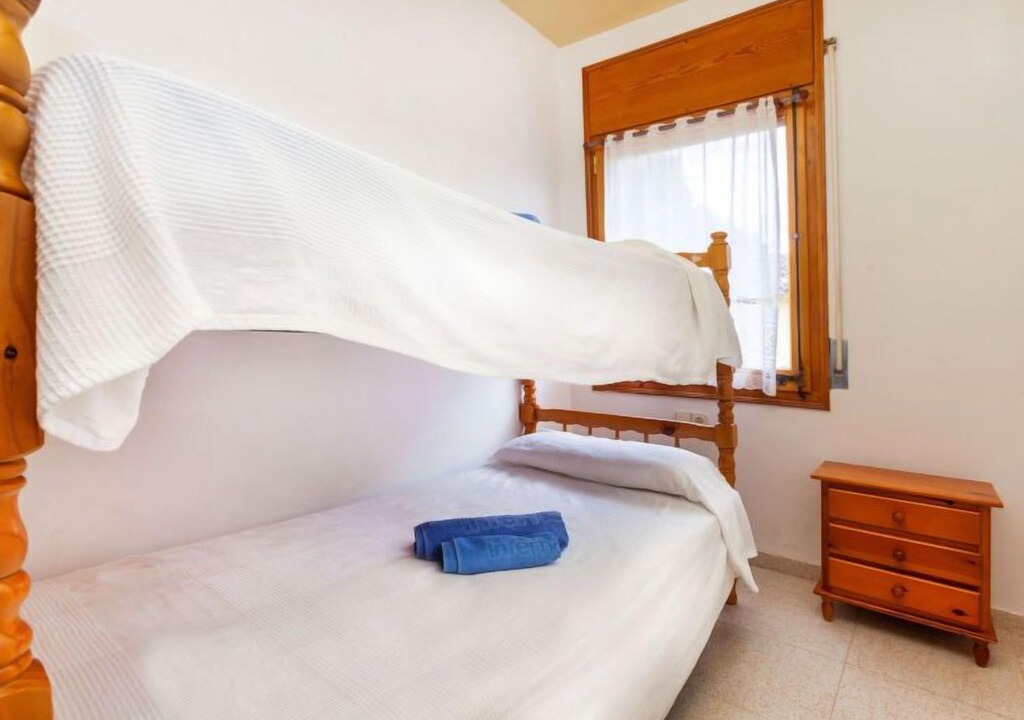 Photo of Bedroom in Pals