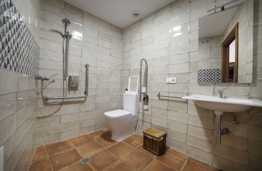 Photo of Bathroom in Adrados