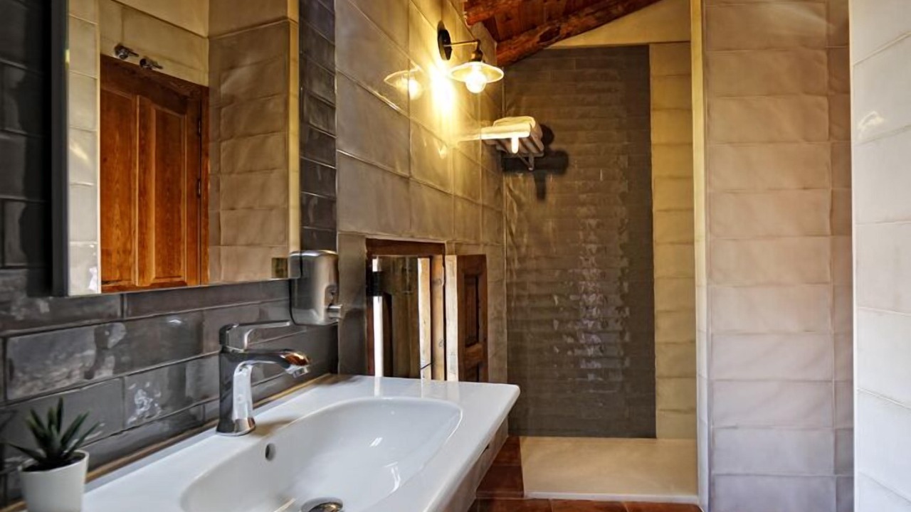 Photo of Bathroom in Adrados