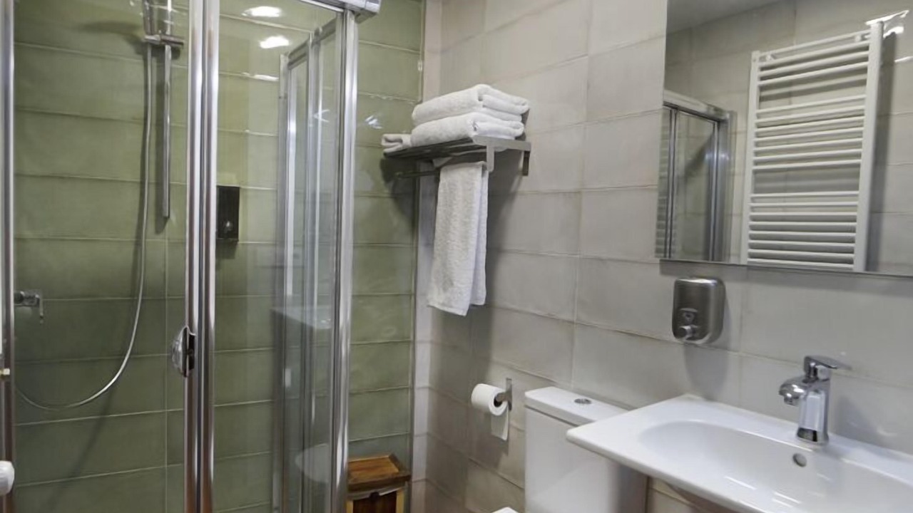Photo of Bathroom in Adrados