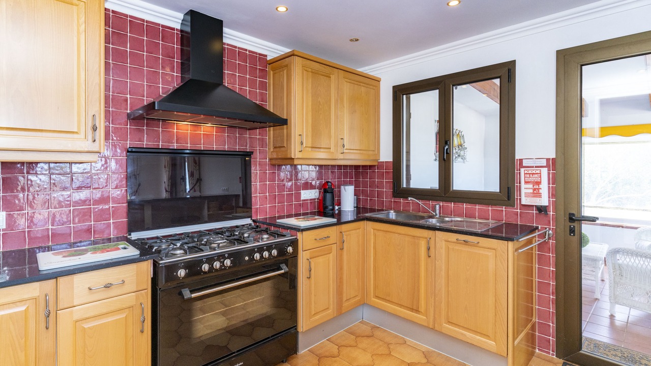 Photo of Kitchen in Cala en Porter