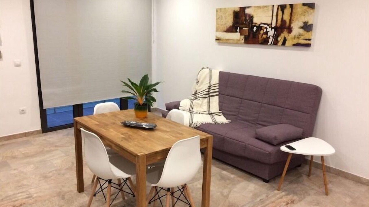 Photo of Livingroom in Roses Town Center