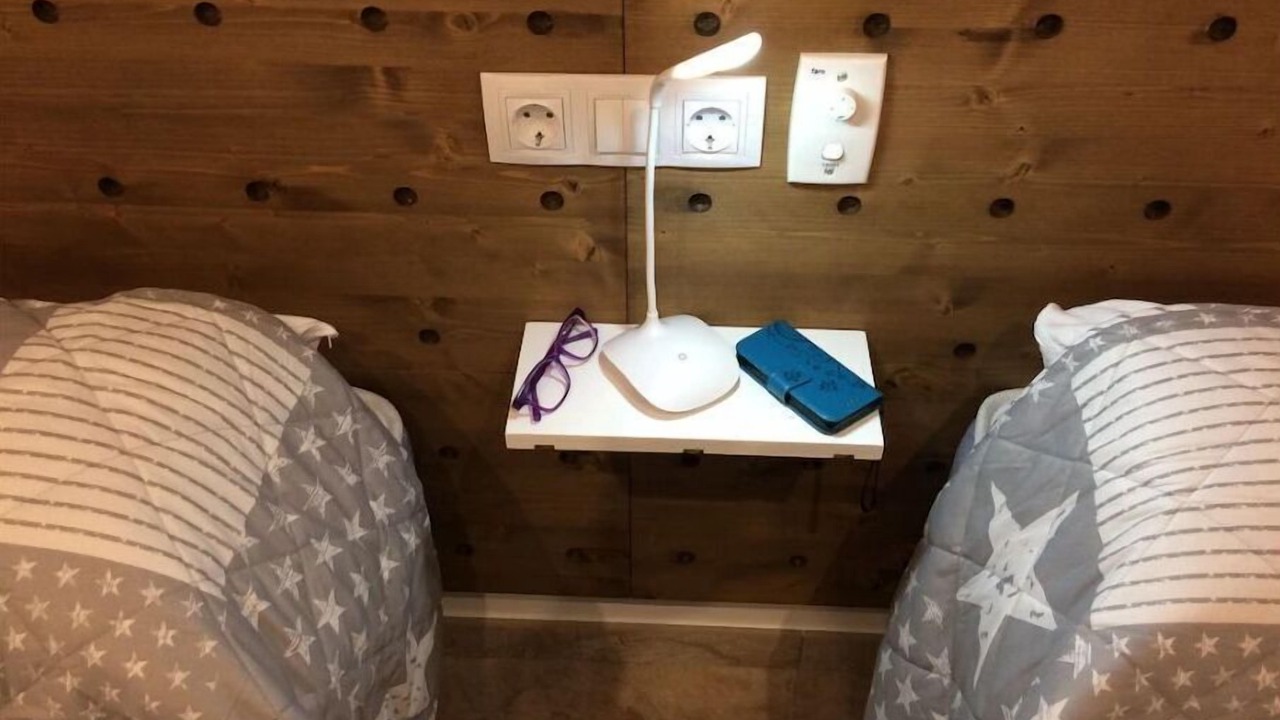 Photo of Bedroom in Roses Town Center