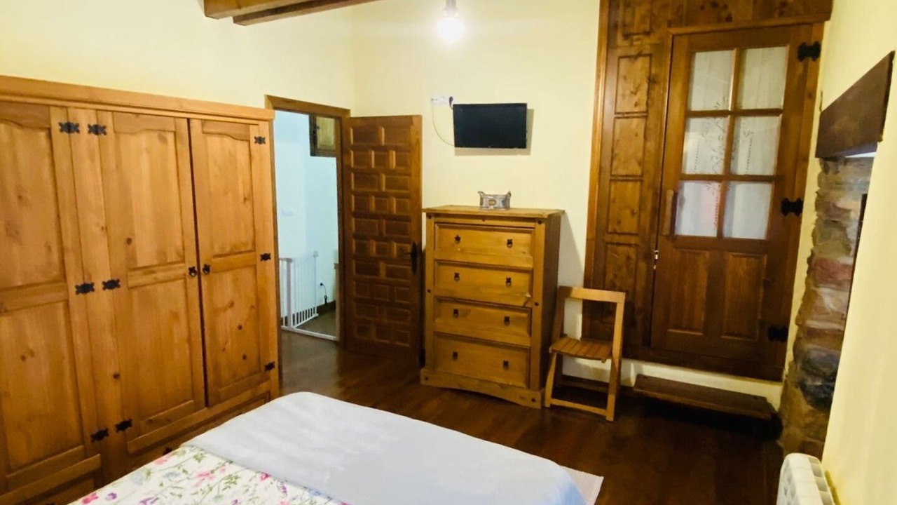 Photo of Bedroom in La Pola de Gordon