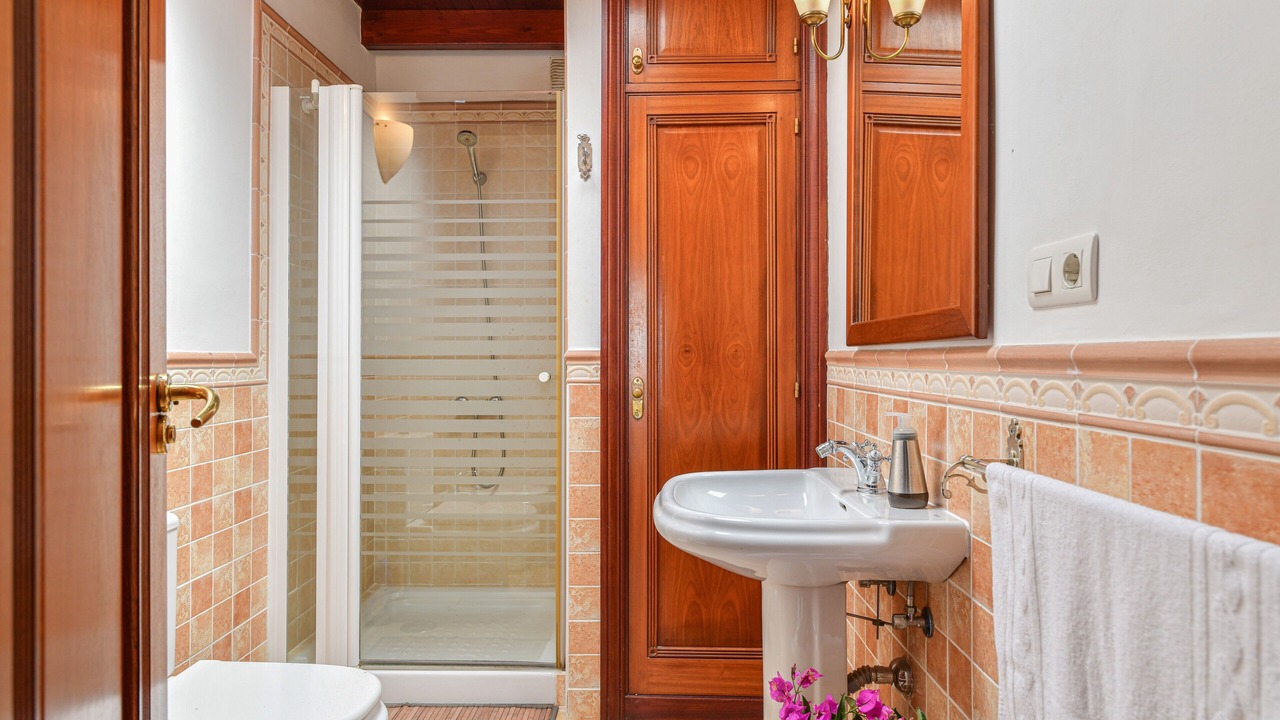 Photo of Bathroom in Playa del Cable