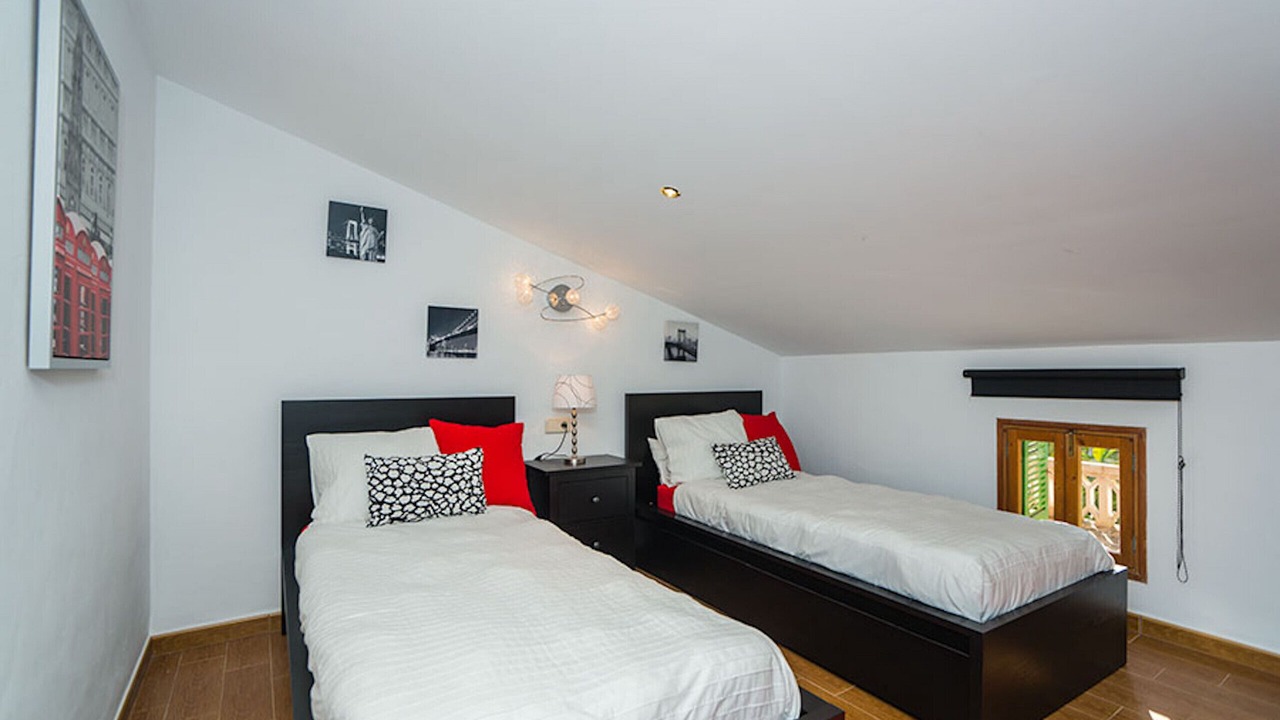 Photo of Bedroom in El Toro